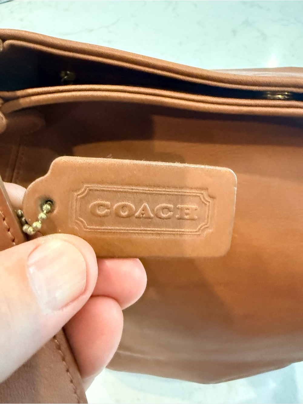 Vintage Coach Soho Tan/Camel Leather Shoulder Bag - Picture 3 of 7